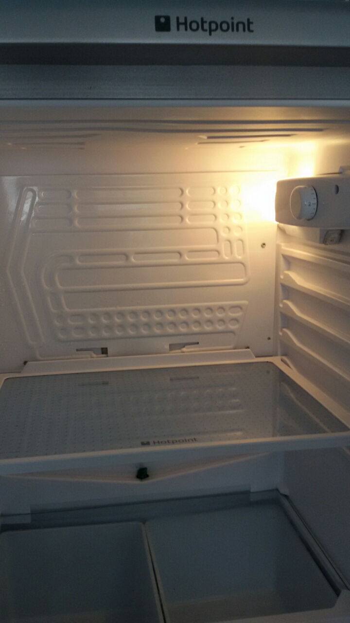 Ремонт на хладилник Hotpoint-монтаж на изпарител на еднокомпресорен хладилник_1